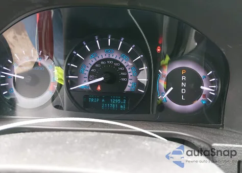 2010 Mercury Milan from USA, damaged, VIN 3MEHM0HA8AR645886